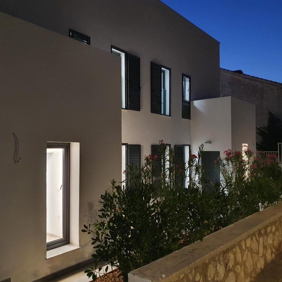 Villa Aquamarine Apartments Novalja Dış mekan fotoğraf