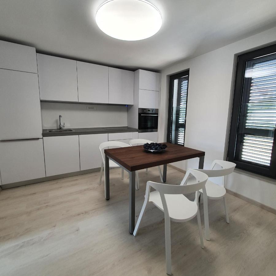 Villa Aquamarine Apartments Novalja Dış mekan fotoğraf